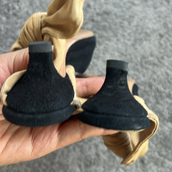 The row shoes - Picture 5 of 5